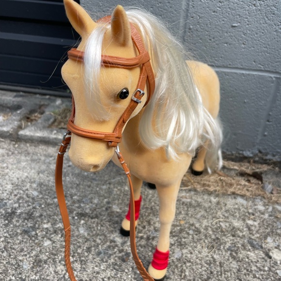 19” x14” American Girl Tan XL Horse - Picture 6 of 9